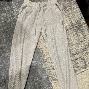 Alo yoga gray ribbed sweatpants size small